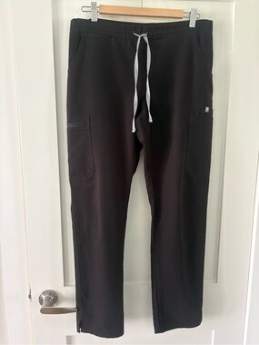 FIGS black drawstring pants technical collection sz medium • scrubs
